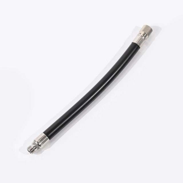 Adapter za pumpanje gume za elektricni trotinet srebrni