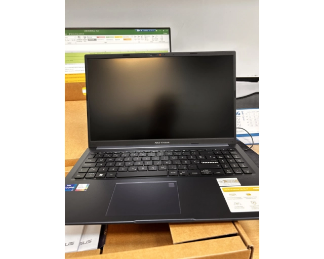 ASUS Vivobook 15  X1504VA-BQ1358 (15.6 inča FHD , i7-1355U, 16GB, SSD 1TB) laptop outlet 