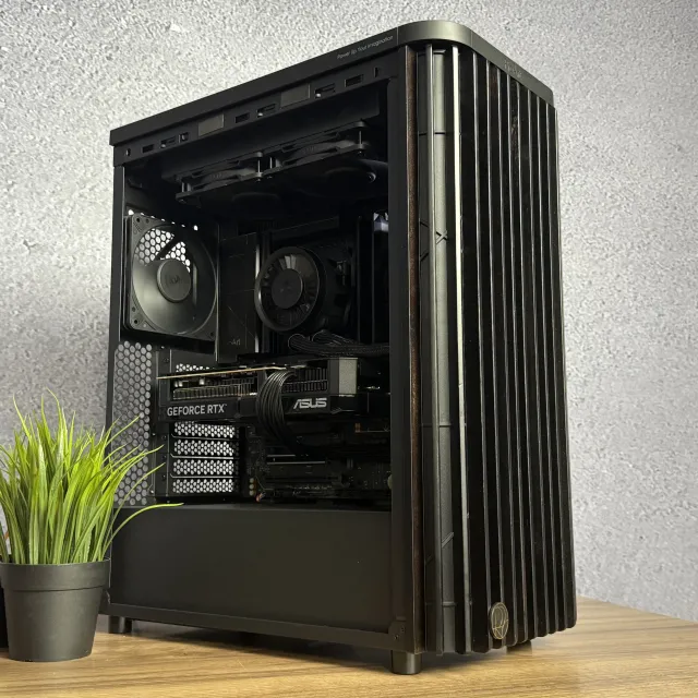 FROG ProArt Ryzen 9 9950X/B850/RTX 5070/32GB/2TB