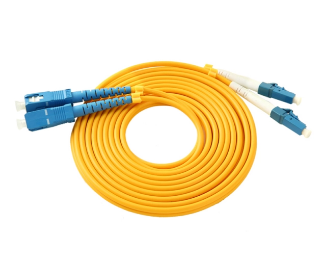 MAXPRO LINE Optički patch kabl SM/UPC/DX SC-LC /2M 