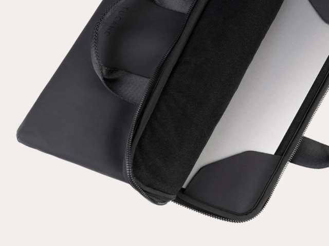 Torba TUCANO GOMMO SUPERSLIM BAG 15.6"/crna